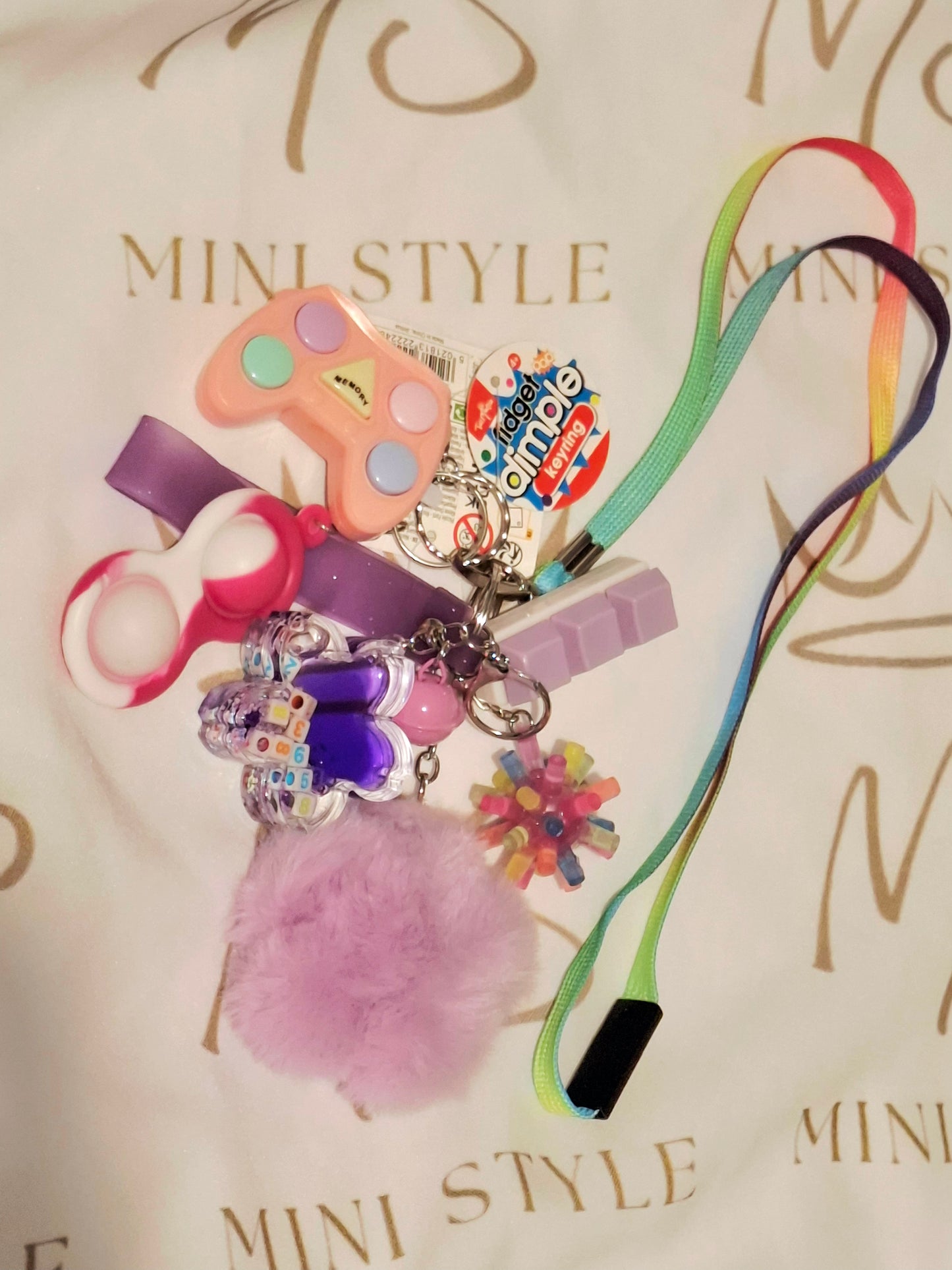 Fidget lanyard